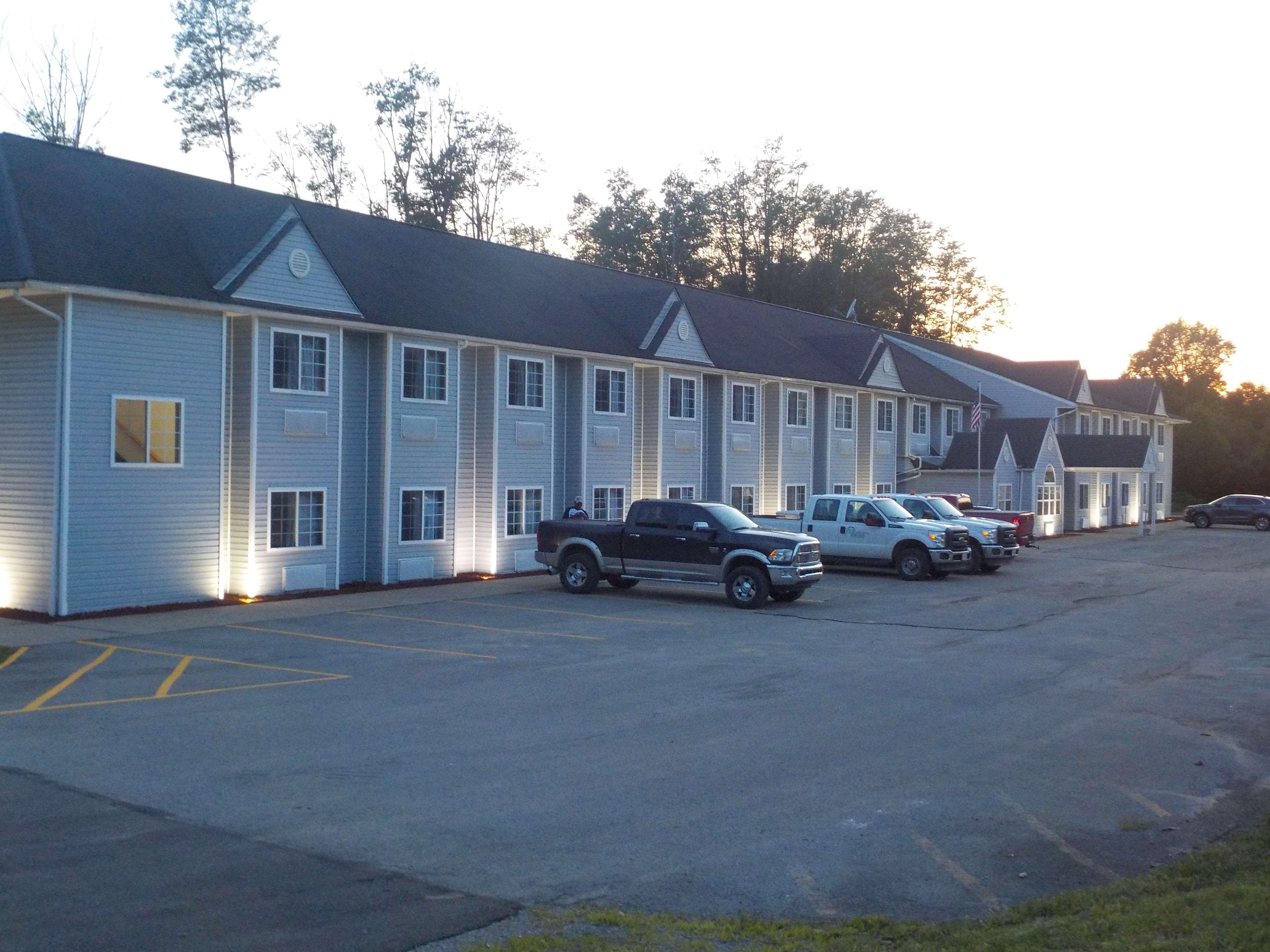 Mj Inn And Suites Marienville Extérieur photo