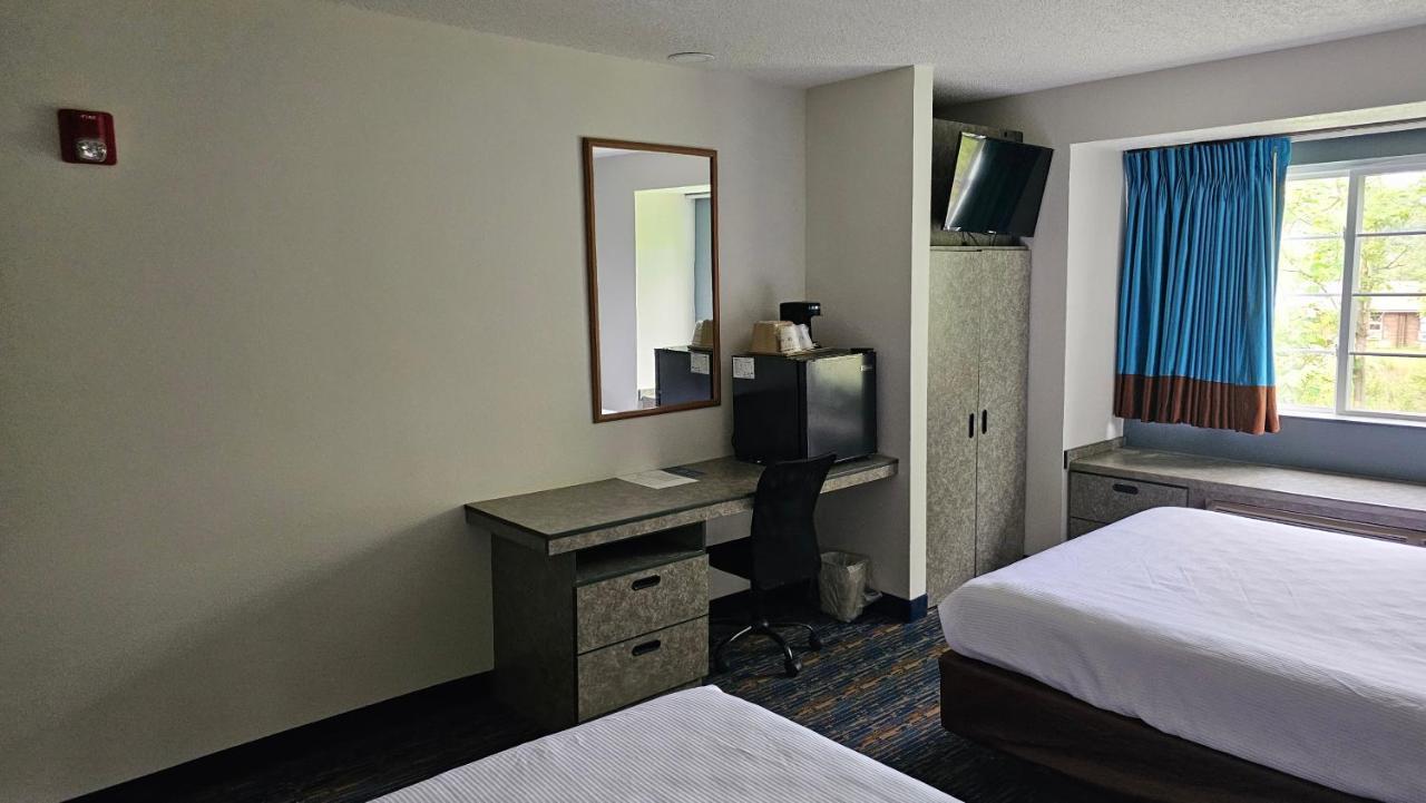 Mj Inn And Suites Marienville Extérieur photo