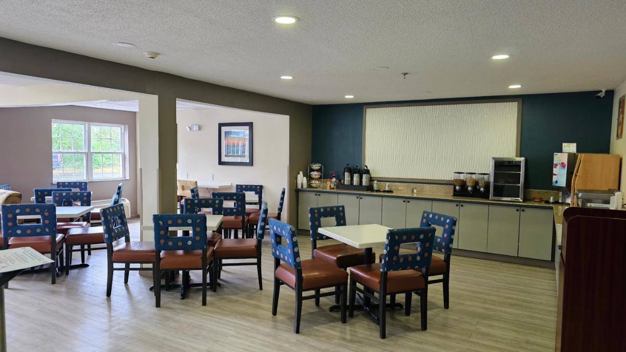 Mj Inn And Suites Marienville Extérieur photo